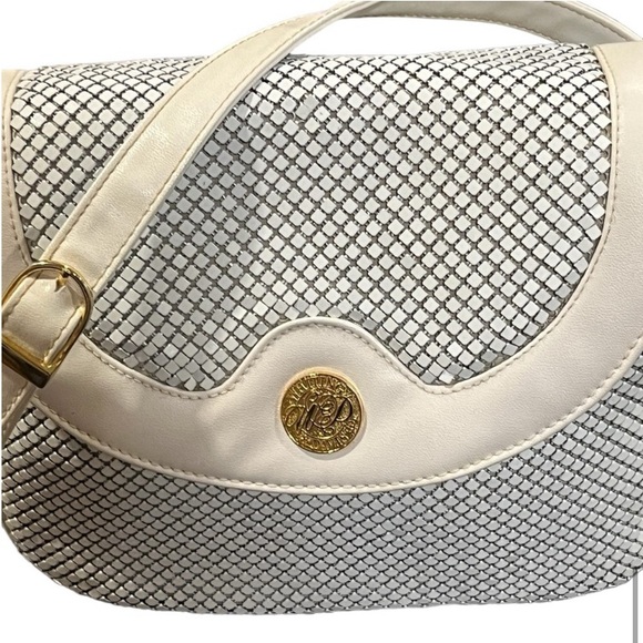 Like New! Vintage 1920’s 30’s WHITING & DAVIS Pearl White Mesh Shoulder Bag - Picture 10 of 16